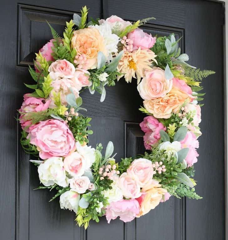 19 Divine Floral Wreath Designs That Are Easy To Make