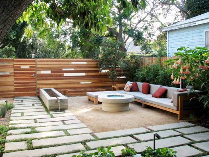 18 Outstanding Small Yard Designs That Are Worth Seeing