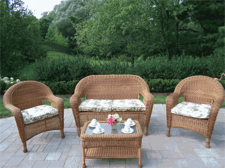 Wicker Furniture Is Trendy Again: 20 Inspirational Examples That Will