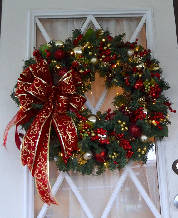 List 97+ Wallpaper Pictures Of Christmas Wreaths On Doors Superb