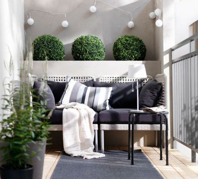 17 Attractive Small Balcony Designs That Everyone Will Adore