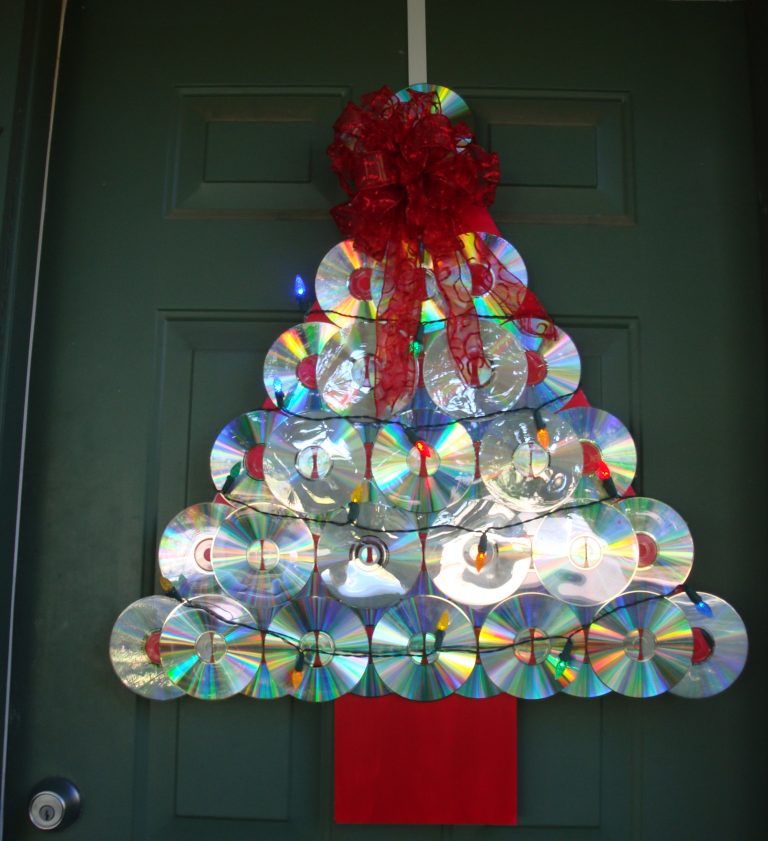 15-last-minute-diy-christmas-decorations-made-of-old-cd-discs