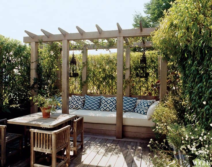 16 Attractive Pergola Designs To Beautify Your Yard This Spring