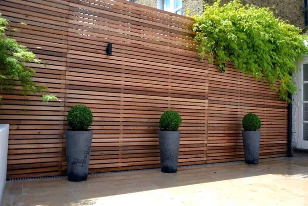 19 Wooden Fence Ideas To Match Your Modern Style