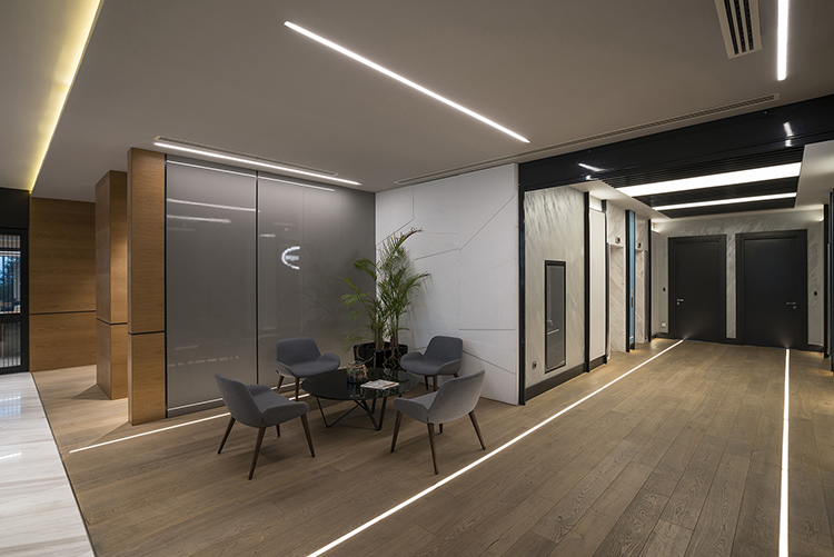 Dynamic, Prestigious, Comfortable: Akyapi Office in Istanbul, Turkey