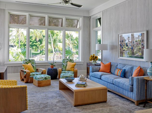 16 Picturesque Tropical Living Room Interiors That Will Take Your ...