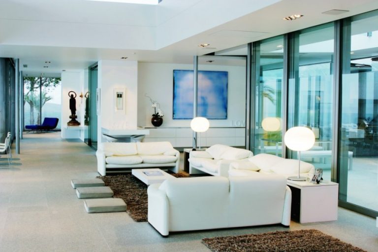 16 Alluring White Sofa Designs For A Cheerful Ambience