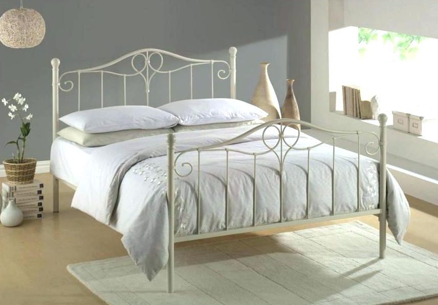 15 Cozy Metal Bed Designs To Help You In Your Choice