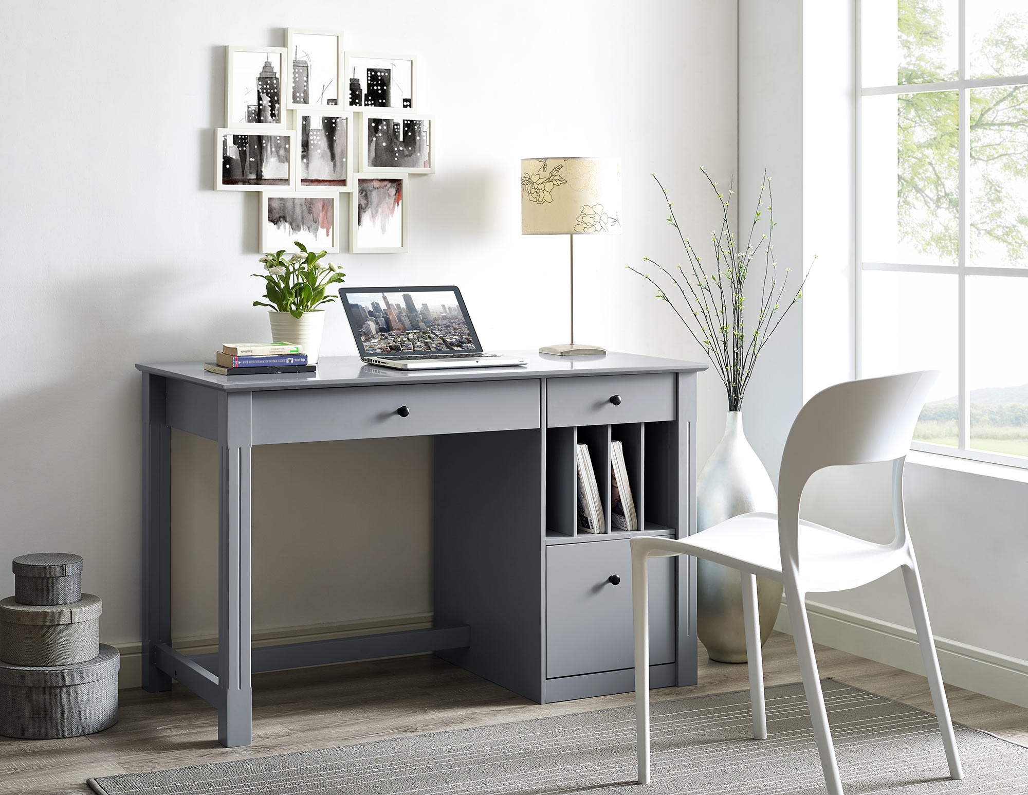 17 Timeless Ideas To Decorate Grey Home Office   12 14 