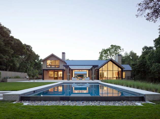 20 Sensational Farmhouse Swimming Pool Designs You Must See