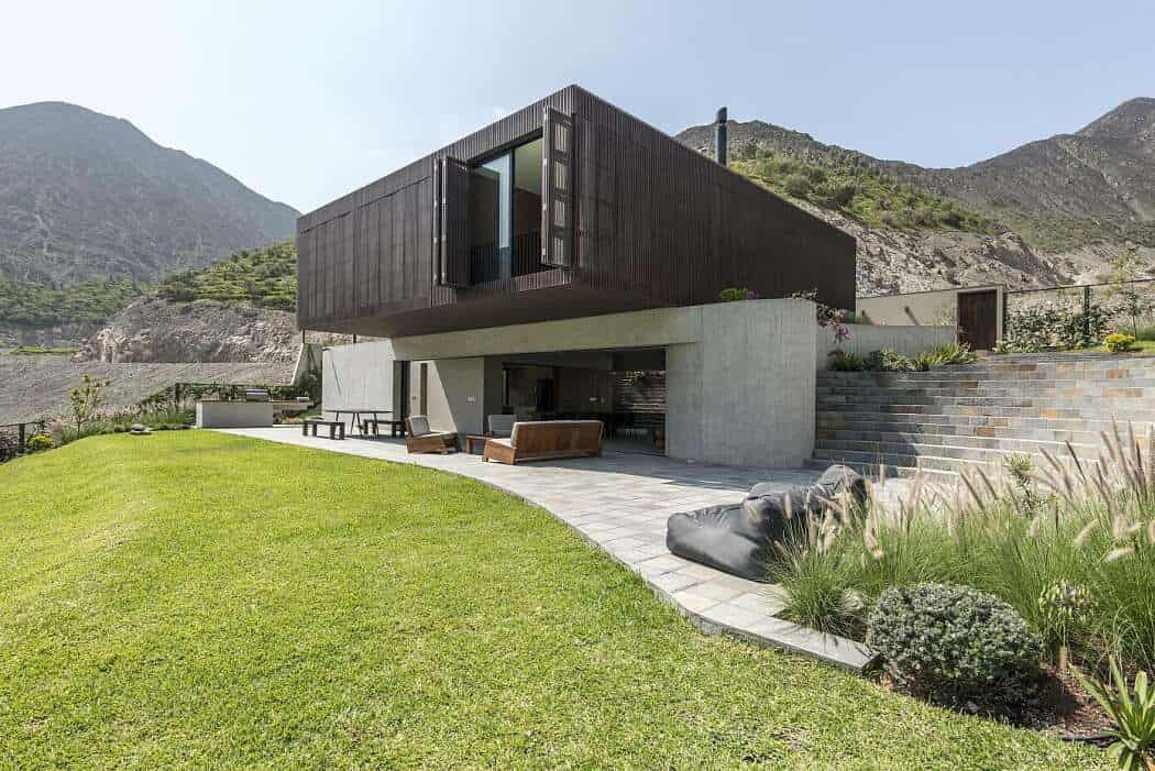 Casa Topo by Martin Dulanto Sangalli in Lima, Peru