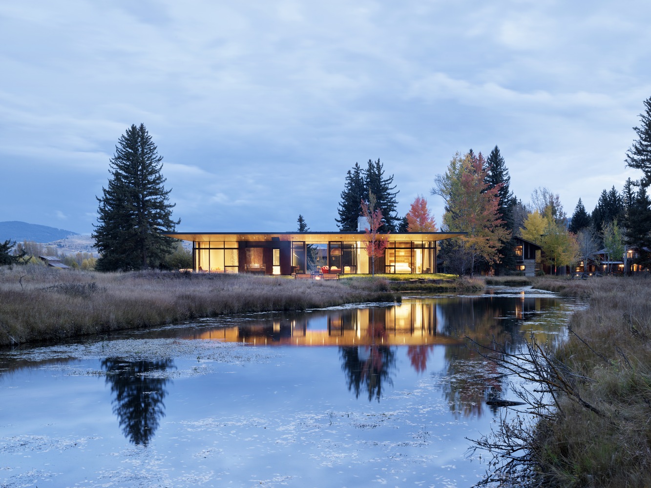 Queen's Lane Pavilion by Carney Logan Burke Architects in Jackson, Wyoming