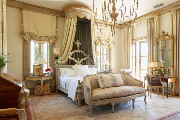 18 Jaw-Dropping Mediterranean Bedroom Designs You'll Love