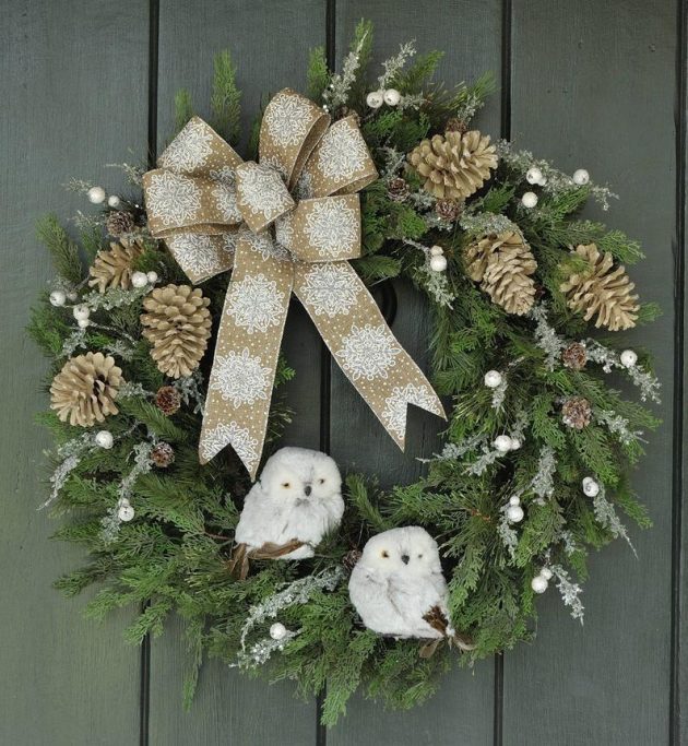 15 Super Cute Christmas Wreath Designs You'll Love To Hang