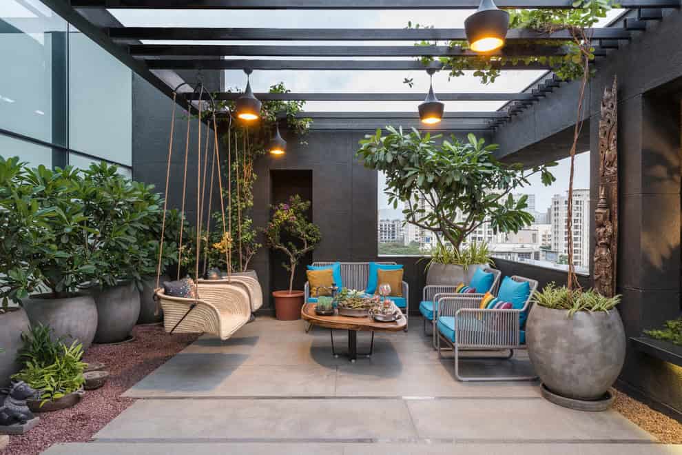 15 Compact Industrial Balcony Designs For Lofts And Houses