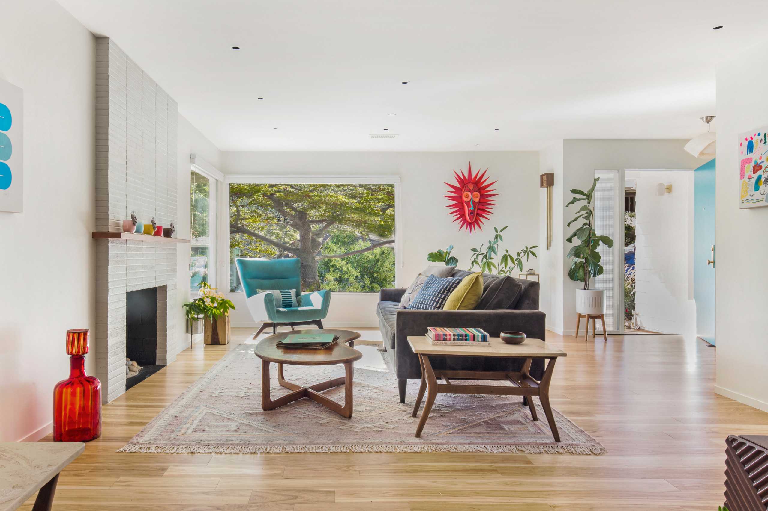 Mid Century Modern Style Living Room