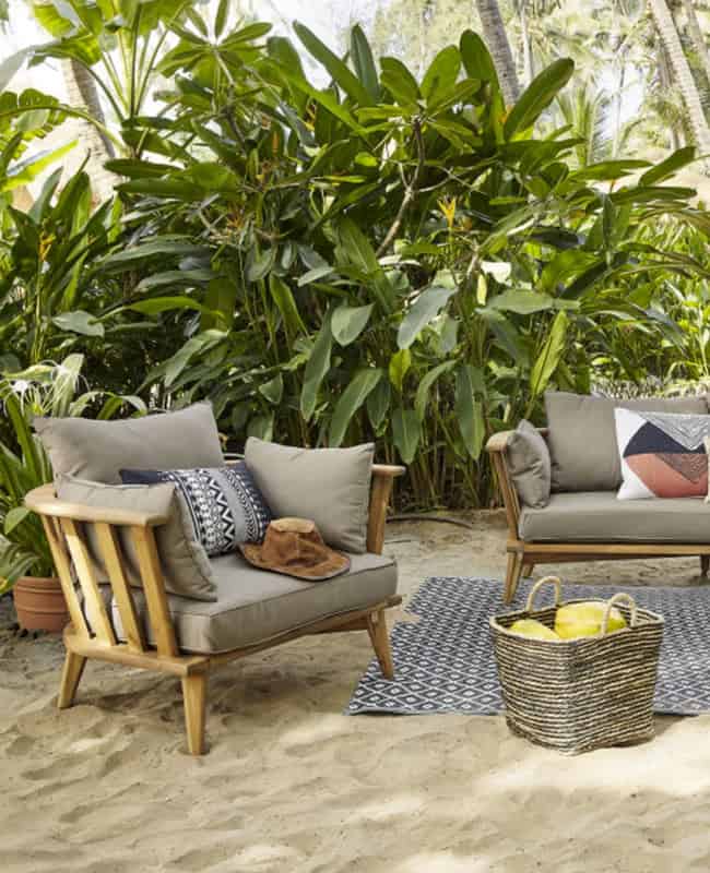 A Modern Garden Furniture for the Summer