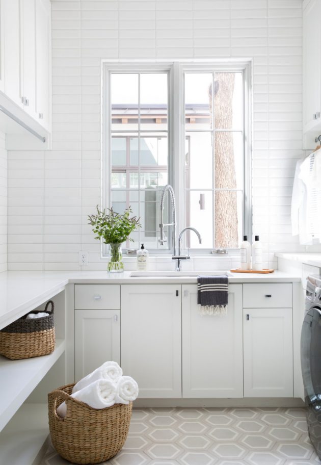 16 Awesome Mediterranean Utility Room Designs To Do Your Laundry In