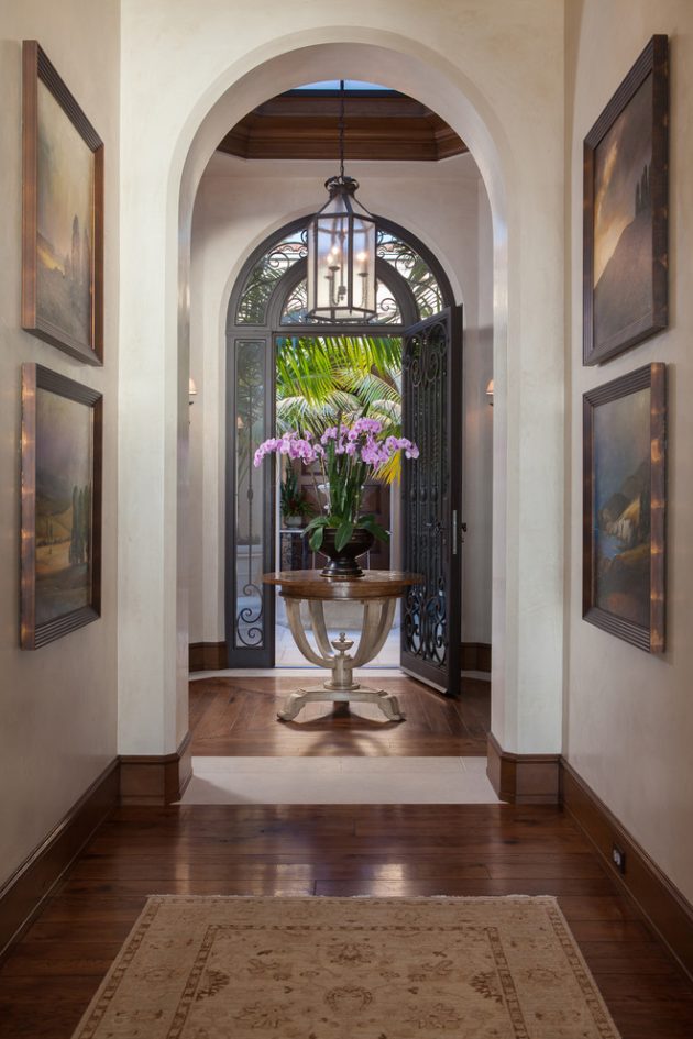 16 Embracing Mediterranean Entry Hall Designs You Will Adore