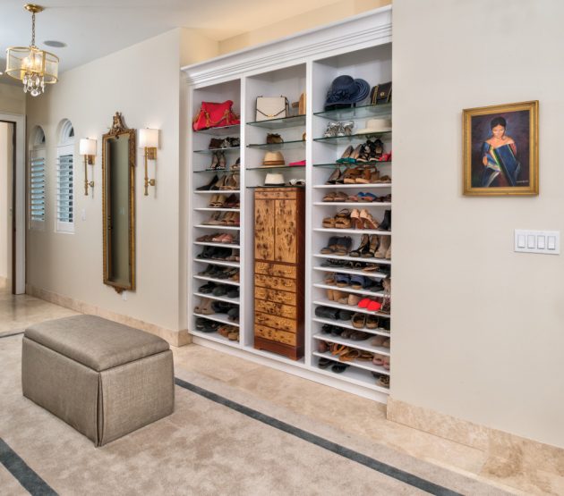 18 Deluxe Mediterranean Closet Designs You Will Fall In Love With