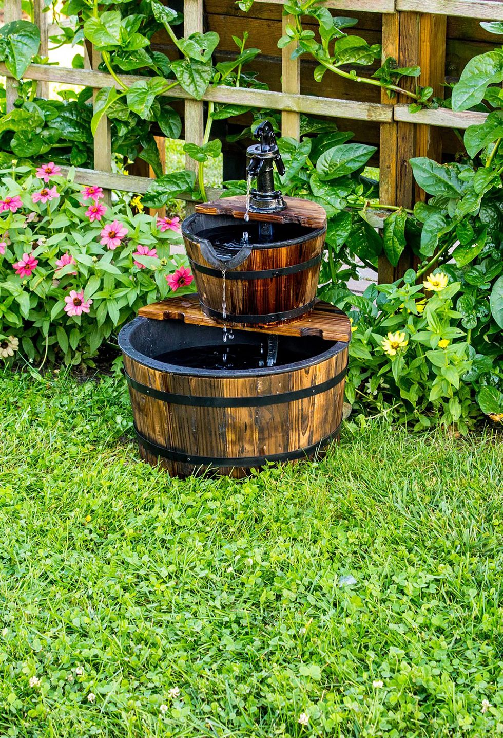 14 Mesmerizing Indoor Water Fountains For A Soothing Ambient In Your Home