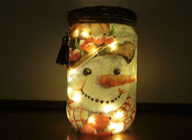 15 Whimsical Winter Light Decorations You'll Love