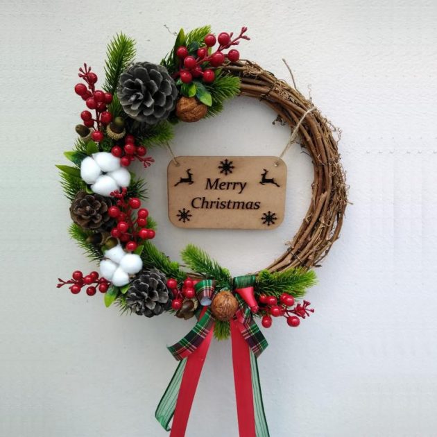 16 Dashing Christmas Wreath Designs You Won't Be Able To Resist