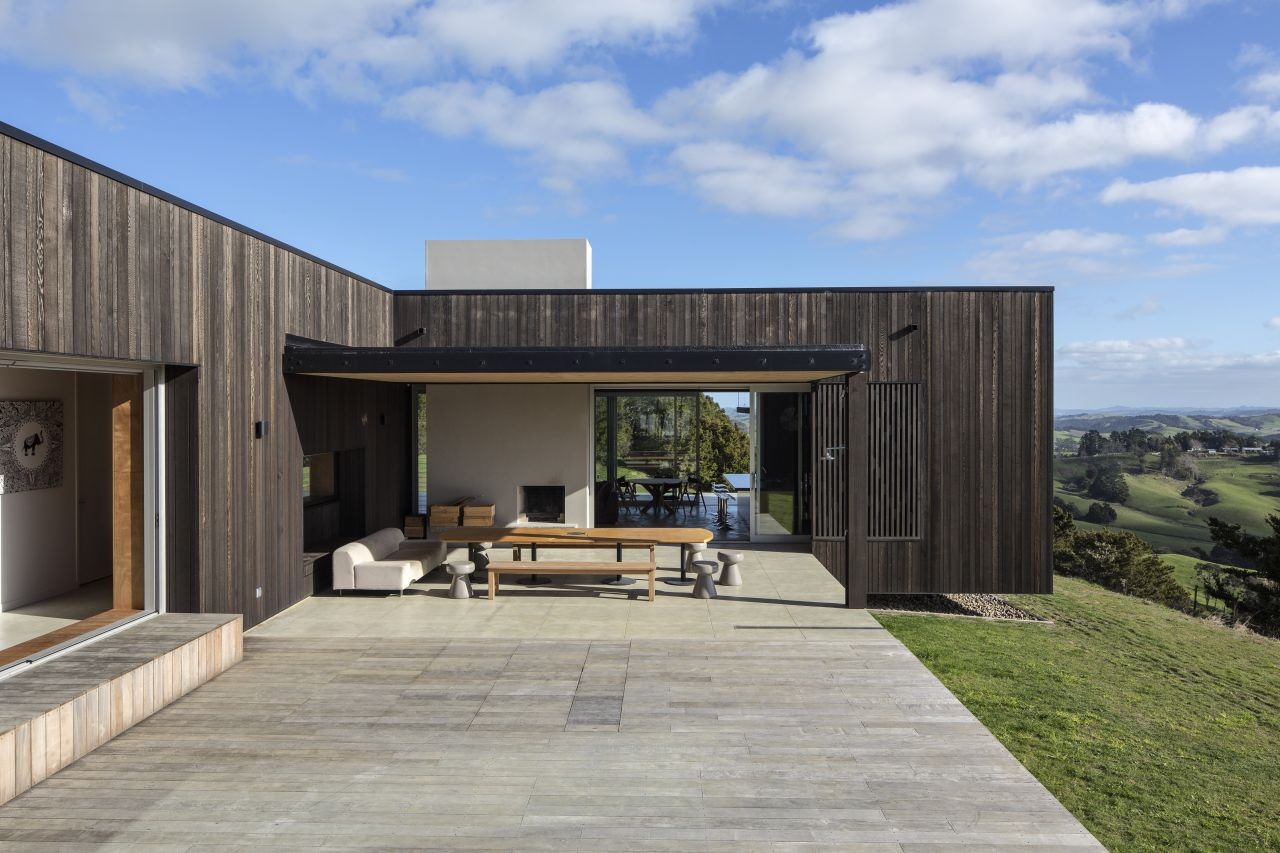 Te Hana Farmhouse by S3 Architects in New Zealand