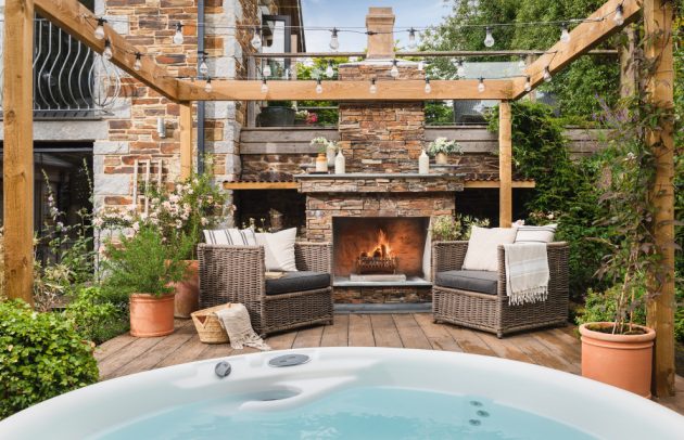 15 Stunning Farmhouse Deck Designs You Will Adore