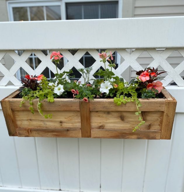 17 Awesome Planter Designs To Add To Your Patio This Spring