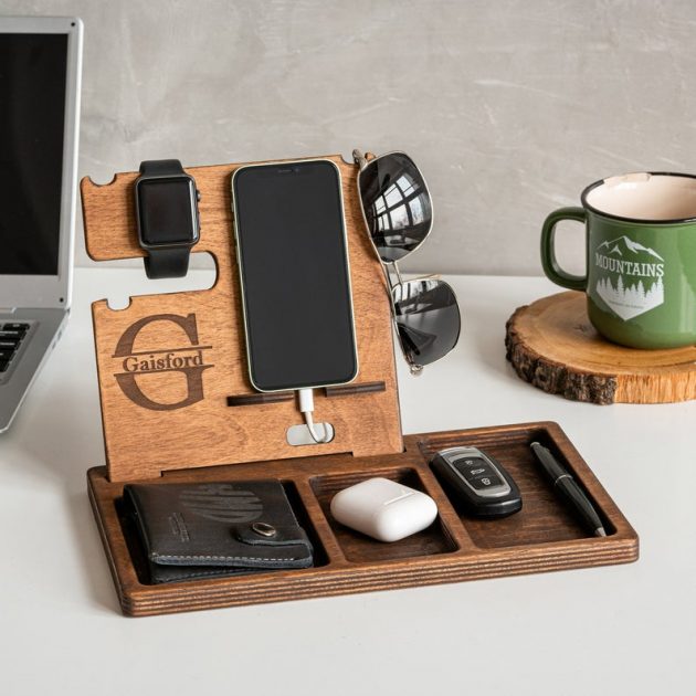 18 Awesome Office Organization & Décor Gifts For Those Who Work From Home