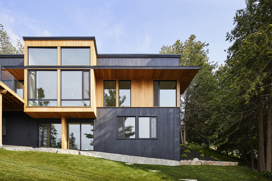 Sturgeon Lake House by Stephane LeBlanc Architects in Ontario, Canada