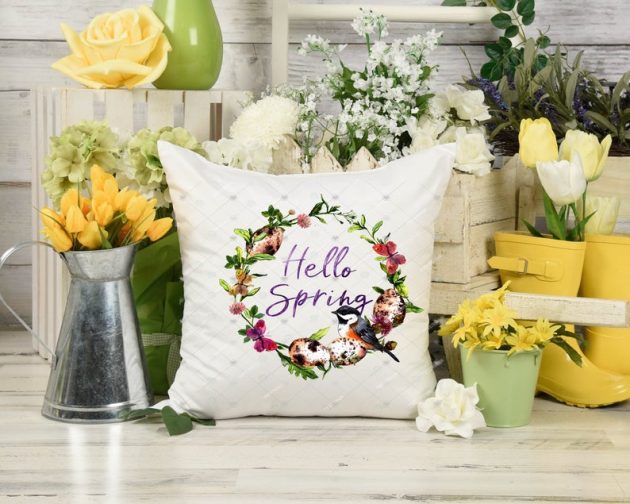 15 Lovely Spring Pillow Covers For Your Patio