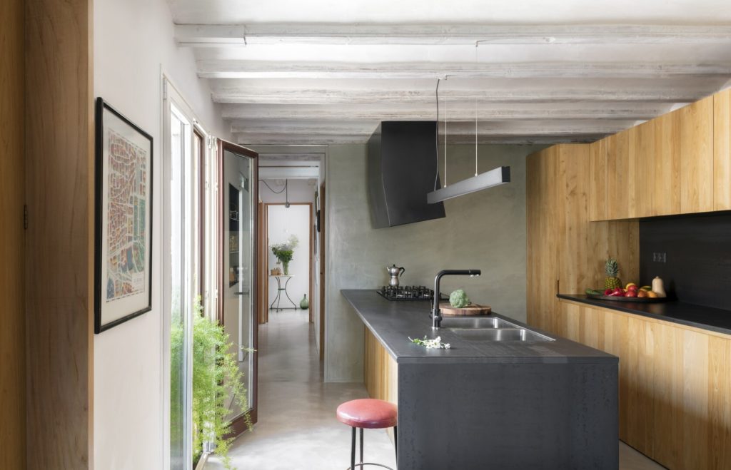 Apartment a+e by El Fil Verd in Barcelona, Spain