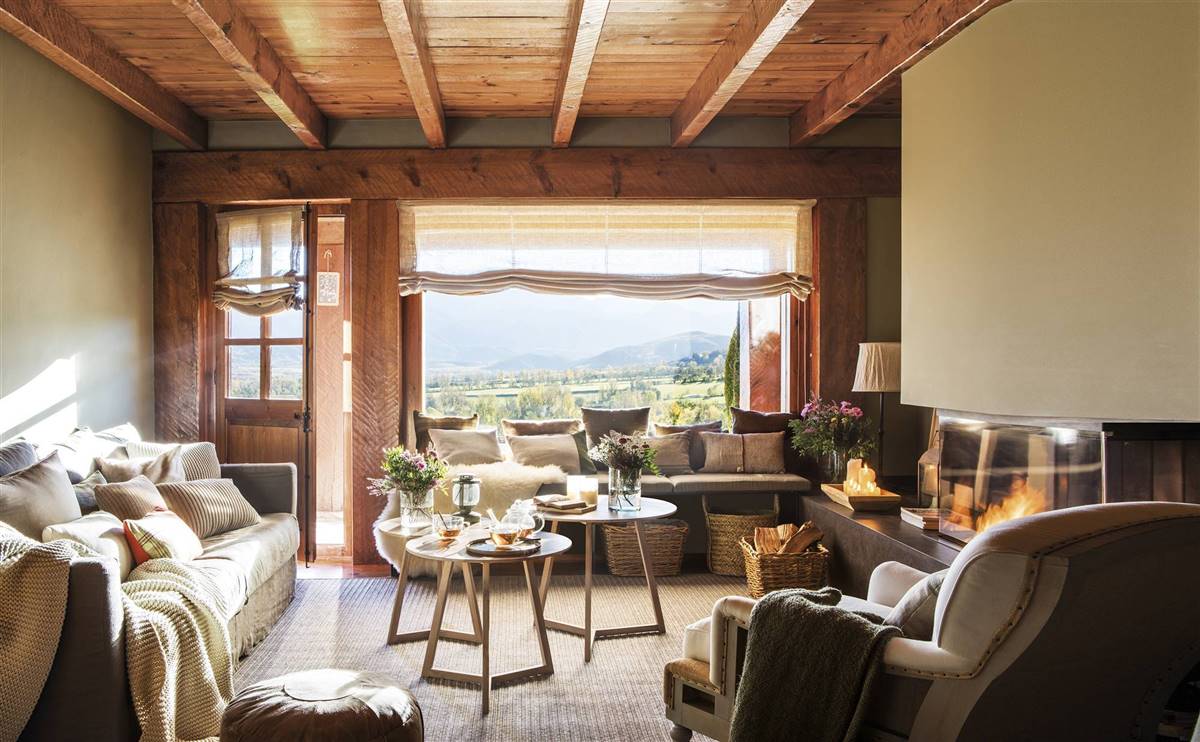 The 9 Best Rustic Homes To Enjoy The Fall