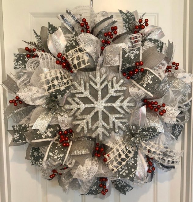 16 Refreshing Winter Wreath Designs To Hang After Christmas