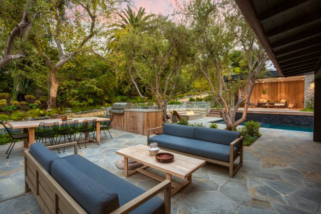 16 Striking Contemporary Patio Designs That Will Leave You Speechless