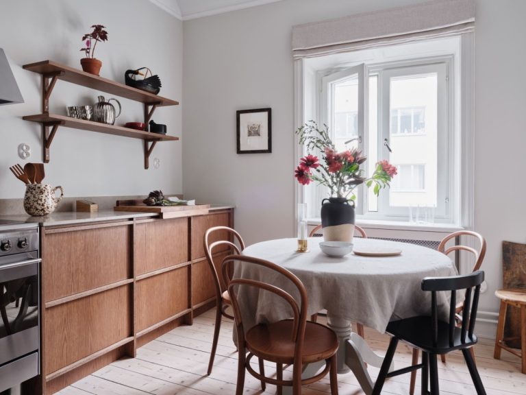 Luxurious And Elegant Nordic Kitchen