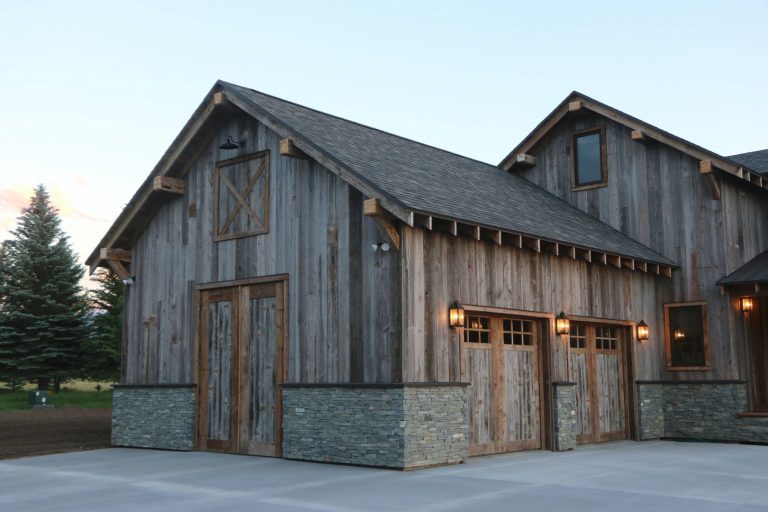 20 Amazing Rustic Garage Exterior Designs That Simply Fit In