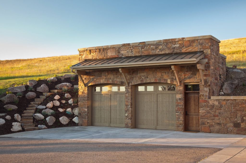 Rustic Garage Exterior Ideas