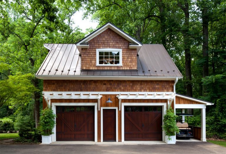 20 Amazing Rustic Garage Exterior Designs That Simply Fit In