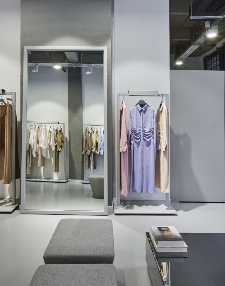 A Simple and Functional Store Design: TAGG Galataport in Istanbul