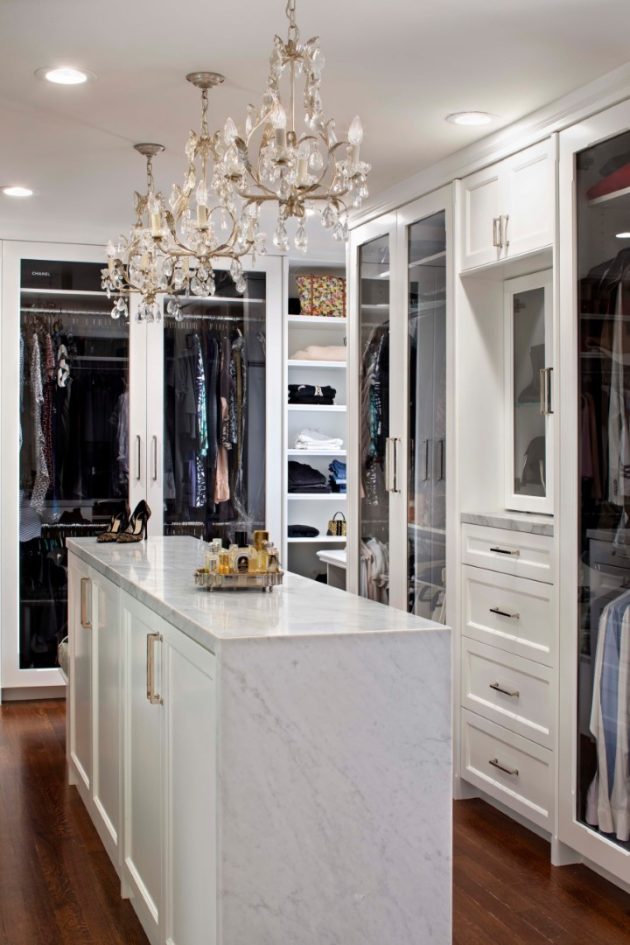 18 Grandiose Mediterranean Walk-In Closet Designs That Will Leave You ...