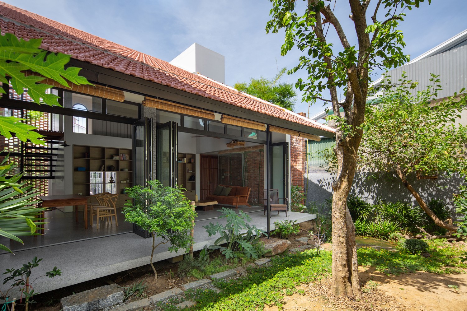 The Tiamo House by Dom Architect Studio in Ha Tinh, Vietnam