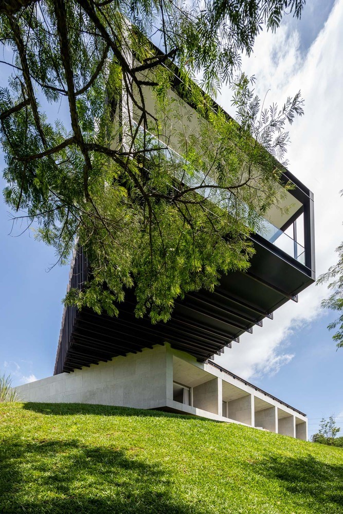 Cigarra House by FGMF in Sao Paulo, Brazil