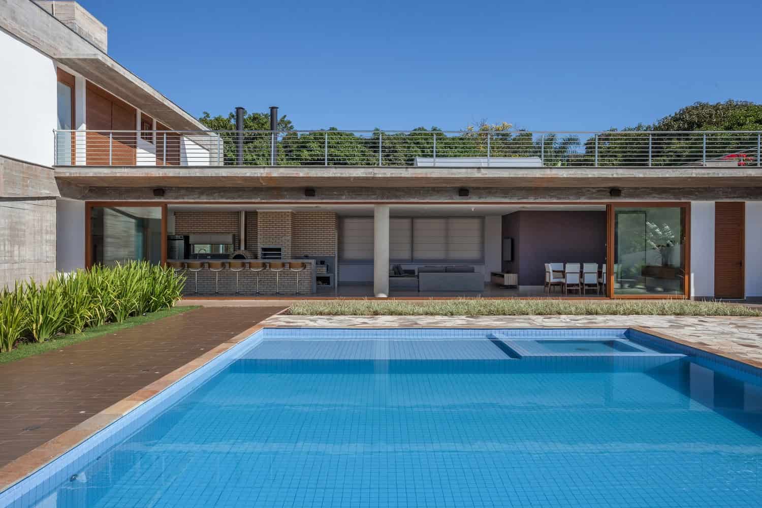 HC House by grupo pr - arquitetura e design in Brazil