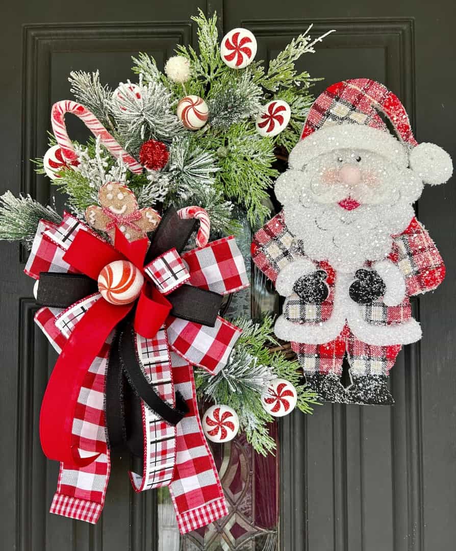 15 Jolly Santa Wreath Designs to Welcome the Cheer of Christmas