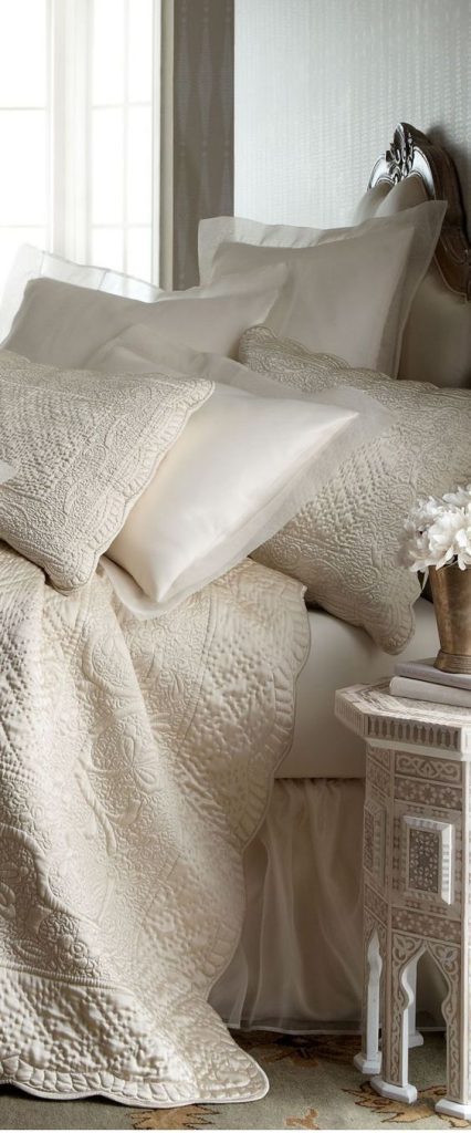 The Ultimate Monthly Handbook to Gorgeous White Bed Linen